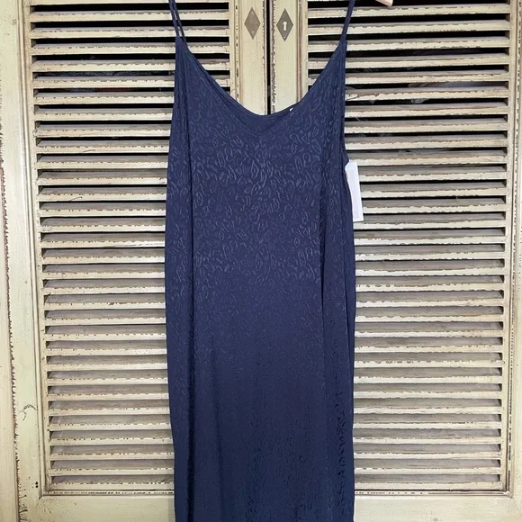 Nation LTD Penelope V Back slip dress - Picture 3 of 11